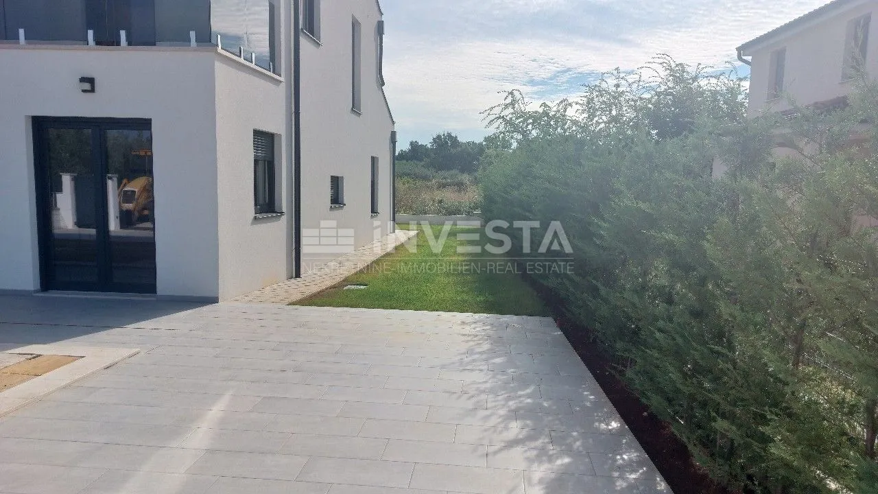 moderna vila u okolici poreča s pogledom na more - slika 13