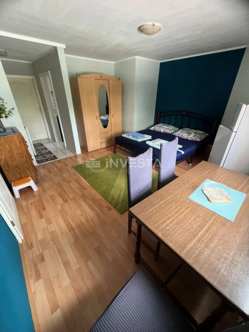 medulin, kuća s 7 apartmana na samo 100 m od mora - slika 23