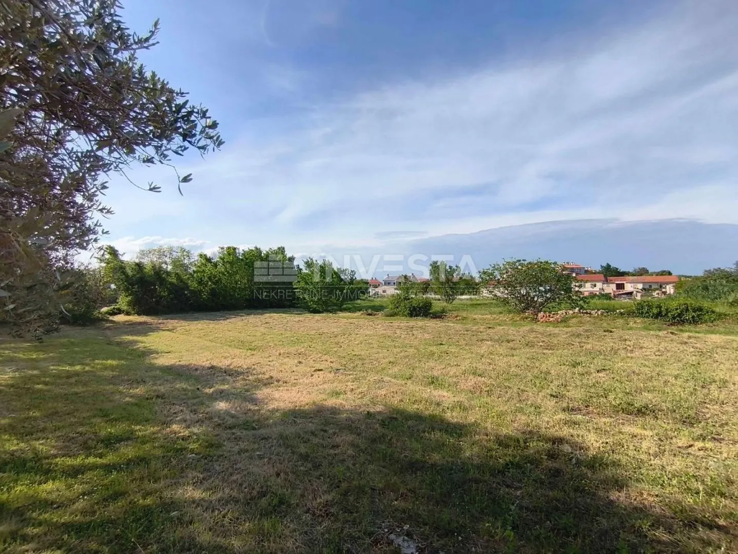 Vodnjan, Građevinsko zemljište 960m²