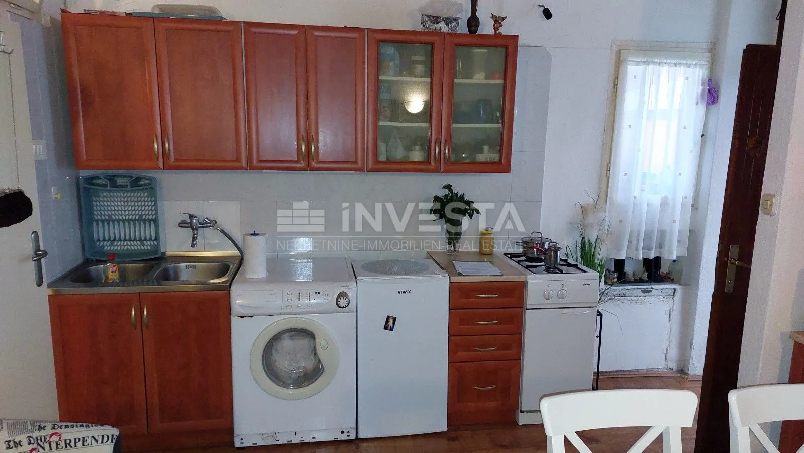 rovinj centar, poslovni prostor sa garsonijerom - slika 7