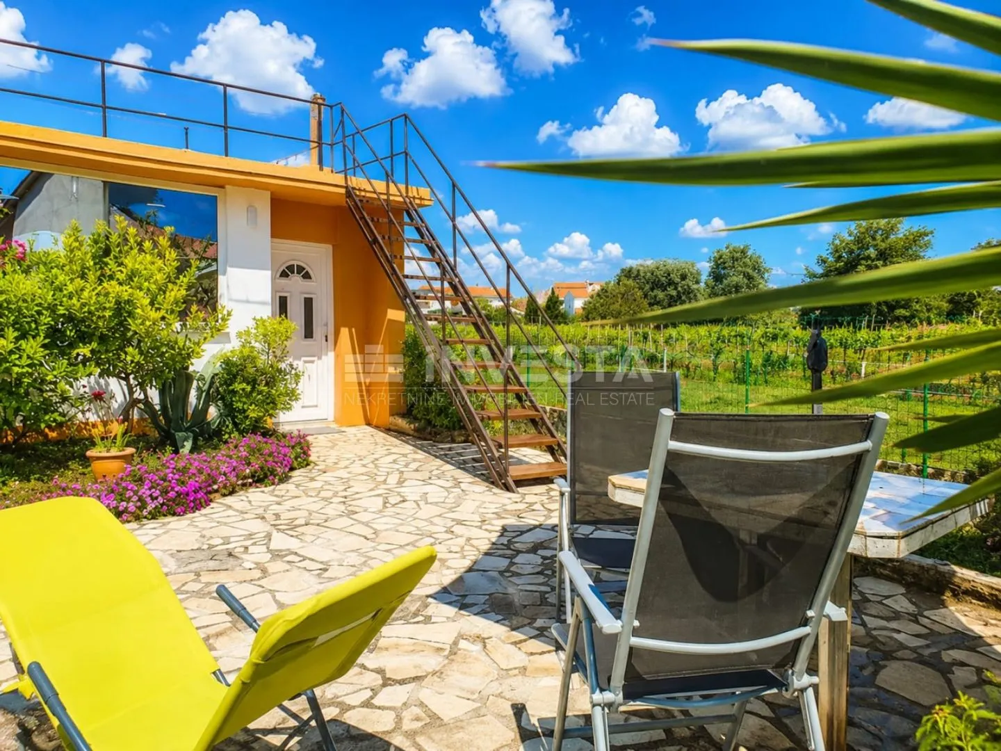 prekrasna samostojeća kućica s garažom i vrtom na odličnoj lokaciji - slika 18