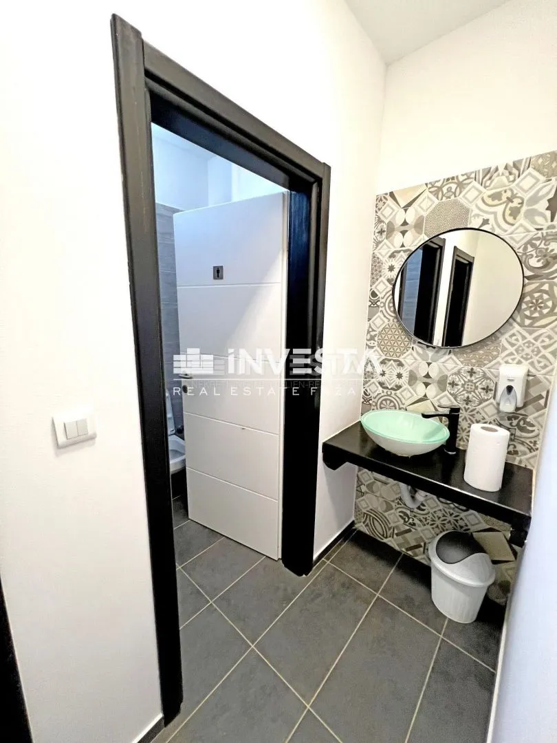 vodnjan okolica, moderna kuća s konobom, 240 m2 - slika 12