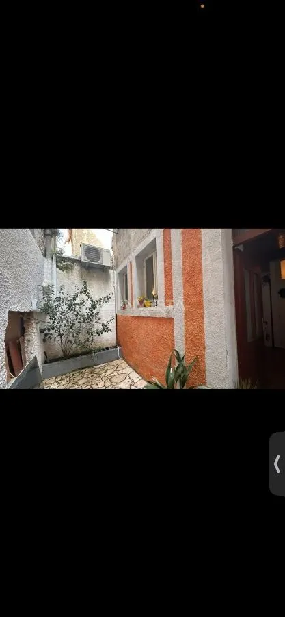 rovinj centar, poslovni prostor sa garsonijerom - slika 3