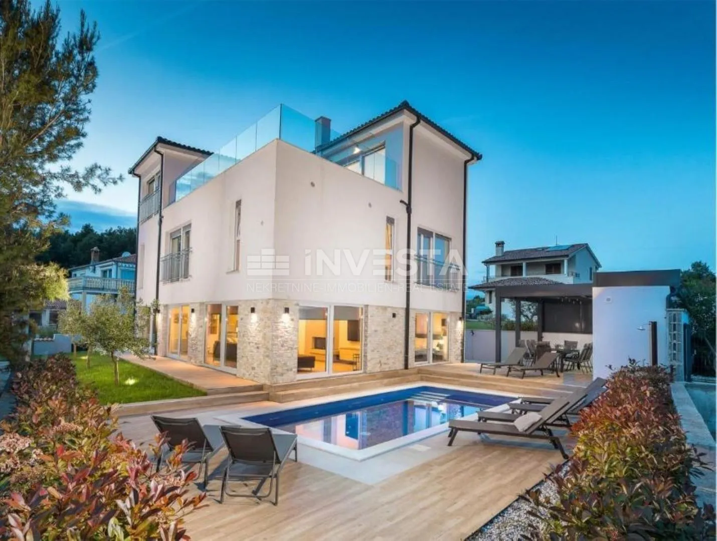 fažana - moderna villa 360m2, pogled more i brijuni - slika 2