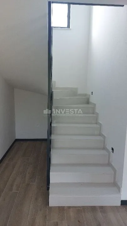 moderna vila u okolici poreča s pogledom na more - slika 23