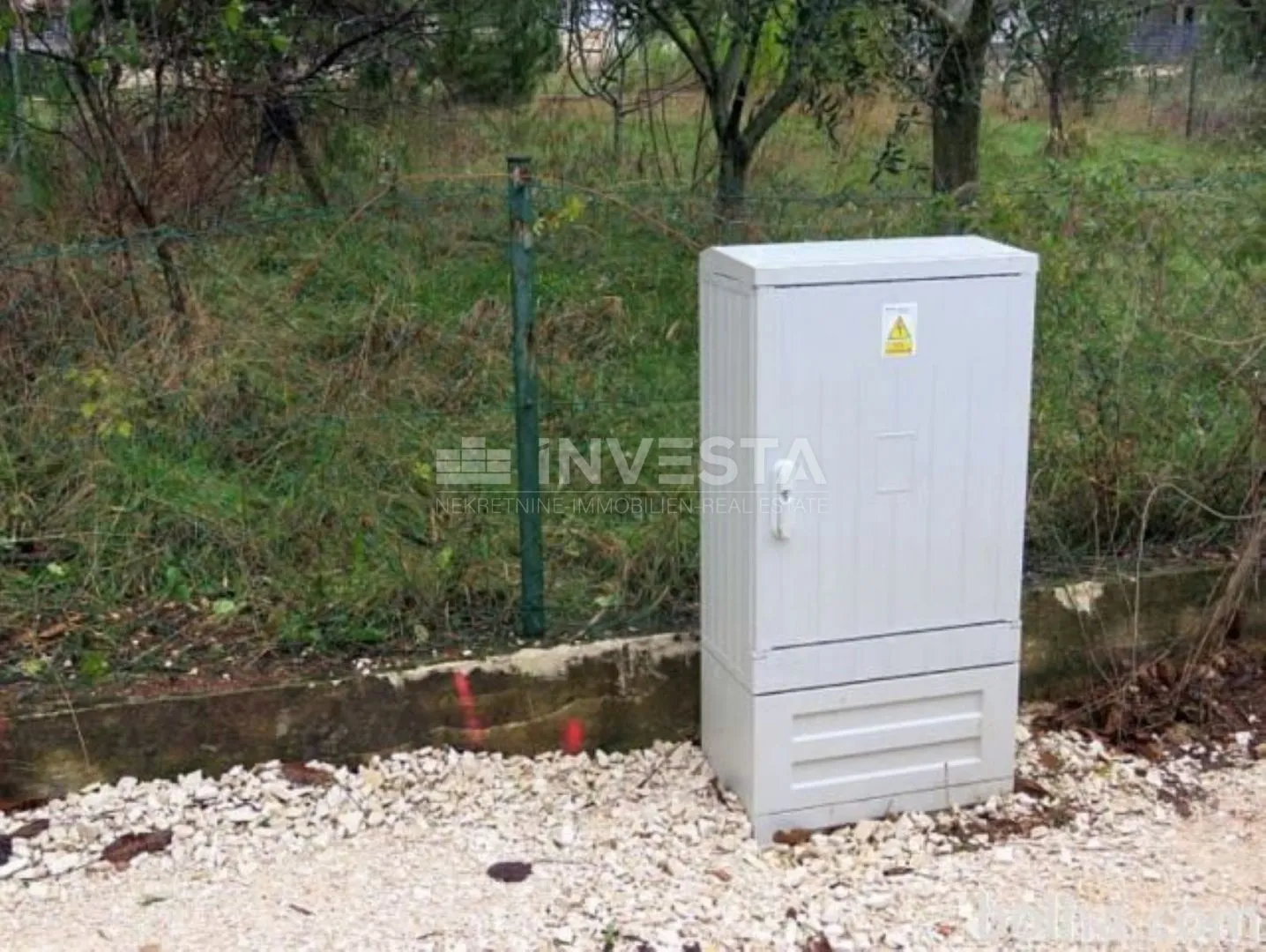 peroj, zemljište s kažunom blizu mora - slika 13
