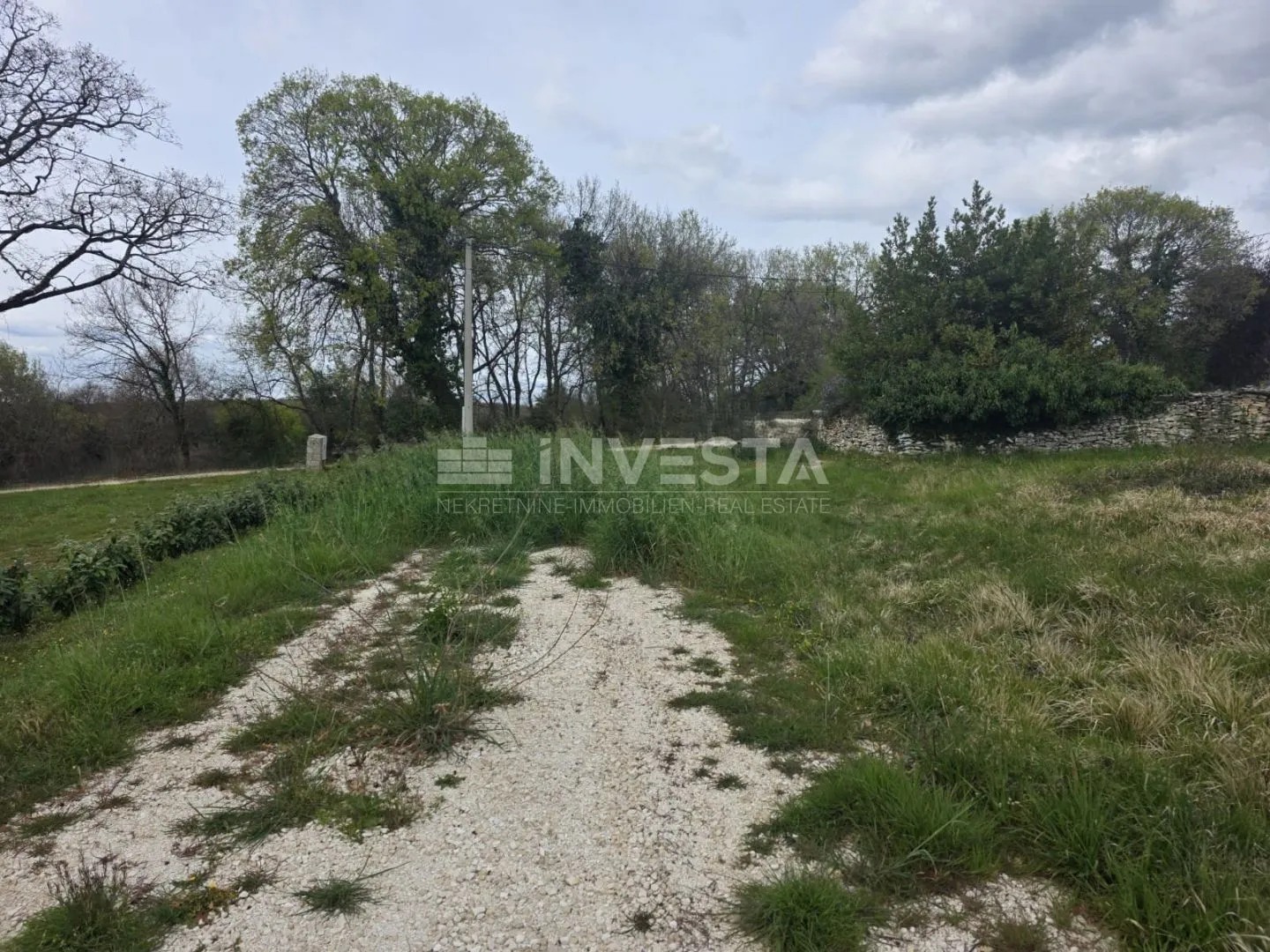 kanfanara okolica – građevinsko zemljište 547 m2 u mirnom okruženju - slika 3