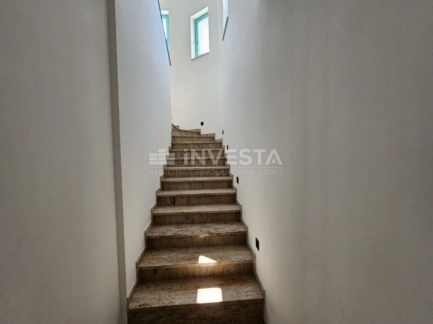 barbariga, vila s bazenom u toskanskom stilu na mediteranu, pogled more - slika 24