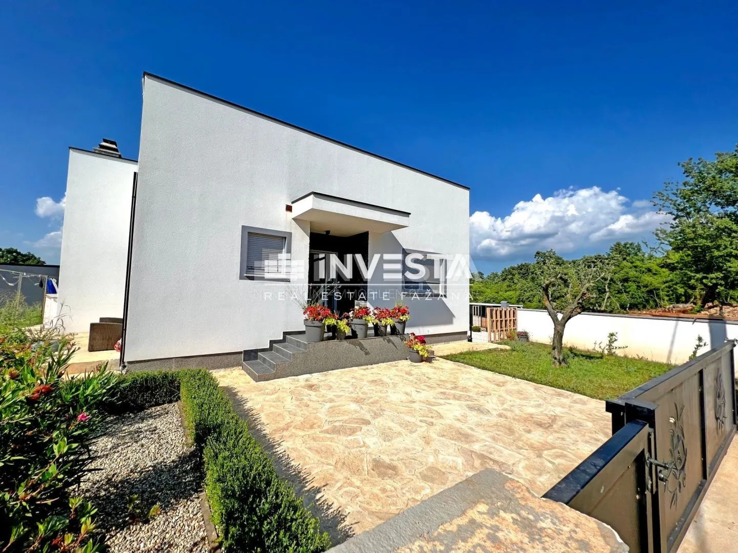 vodnjan okolica, moderna kuća s konobom, 240 m2 - slika 5