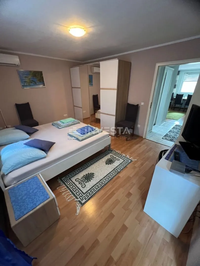 medulin, kuća s 7 apartmana na samo 100 m od mora - slika 28