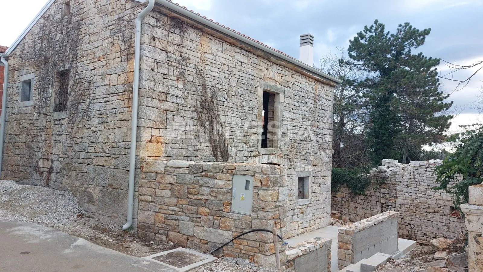 Tinjan, Istarska kamena kuća