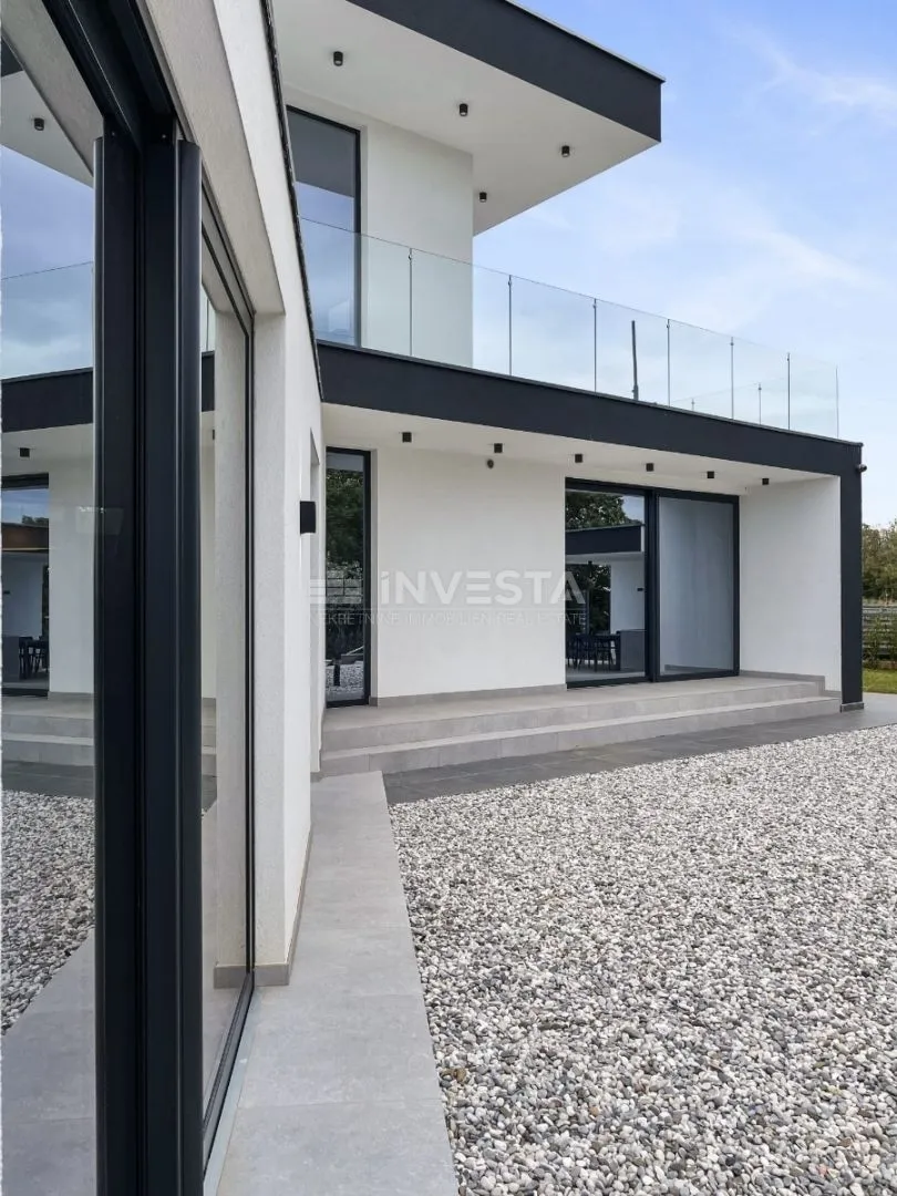 poreč okolica, moderna vila 306m2, pogled more - slika 35