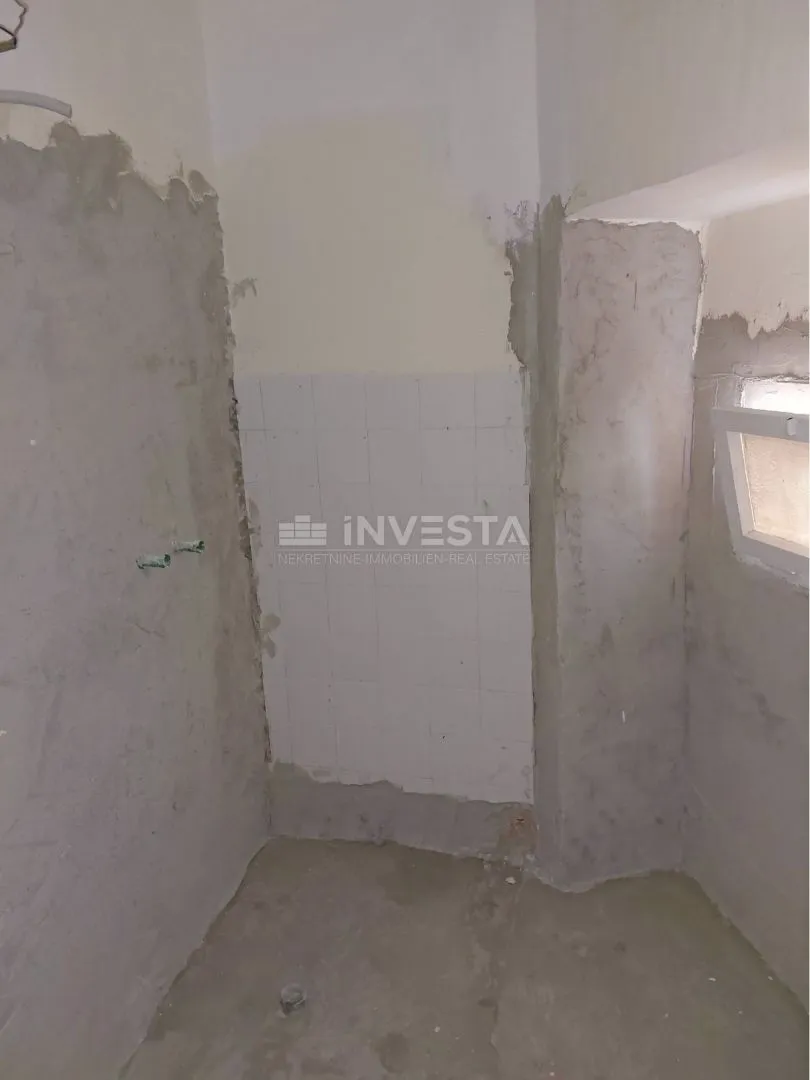 poreč, kuća u starogradskoj jezgri, 80m od mora - slika 12