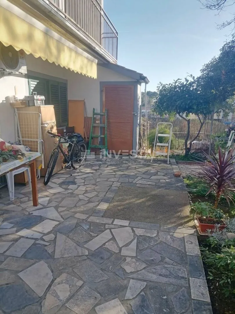 poreč, centar, dvosoban stan na pješačkoj udaljenosti od tržnice, 68m2 - slika 15
