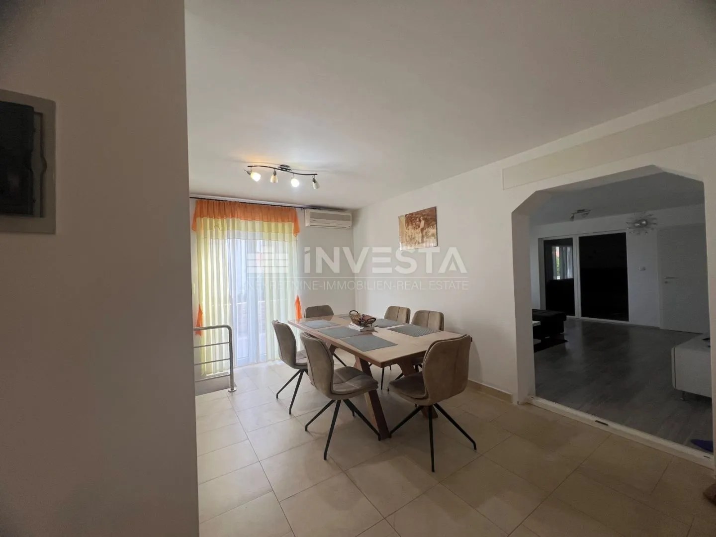 pula, gregovica stan 95m2, prizemlje, natkrivena terasa - slika 8