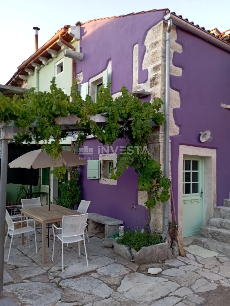 svetvinčenat, bajkovita mala kuća - slika 2