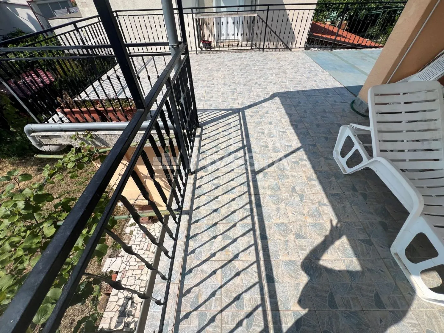 pula, štinjan samostojeća kuća sa 2 stana i garažom - slika 23