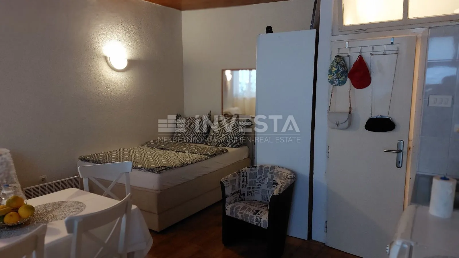 rovinj centar, poslovni prostor sa garsonijerom - slika 4