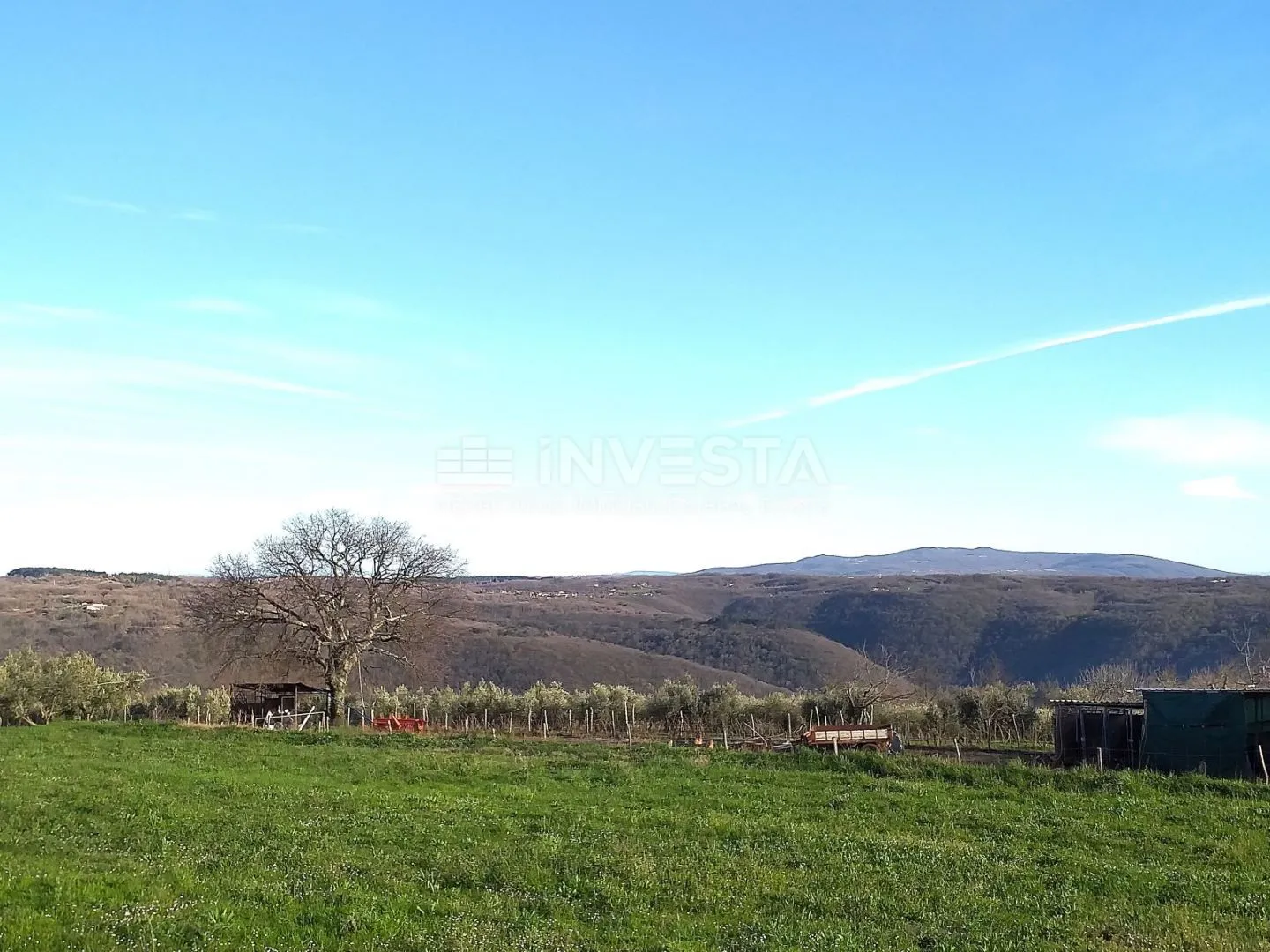Sutivanac, tri građevinska zemljišta 4.088 m2 - Cvitići, Barban
