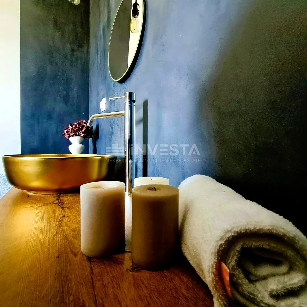 barban, moderna samostojeća vila s bazenom, 1800m2 okućnice - slika 9