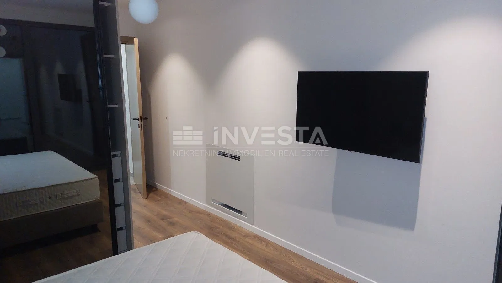 poreč okolica, stan u prizemlju s bazenom, 93 m2, novogradnja - slika 13