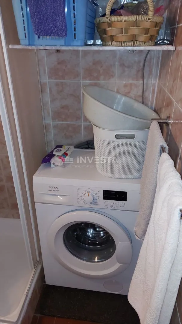 dvoetažni stan u červar portu - slika 11