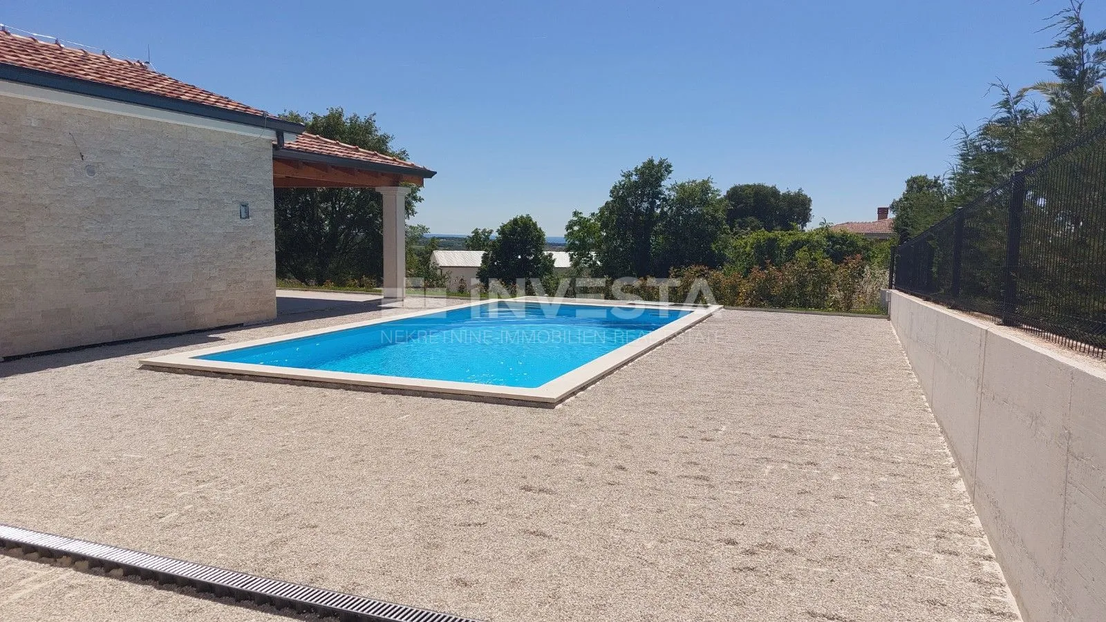vila sa otvorenim pogledom na more - slika 10