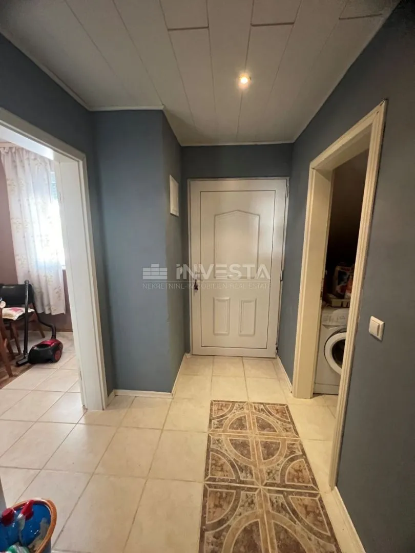 medulin, kuća s 7 apartmana na samo 100 m od mora - slika 14