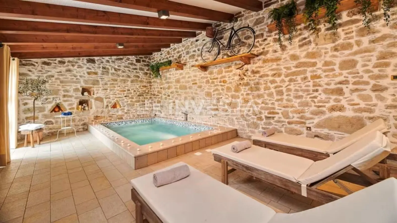 središnja istra, rustikalna kamena vila, spa zona, dva grijana bazena - slika 19