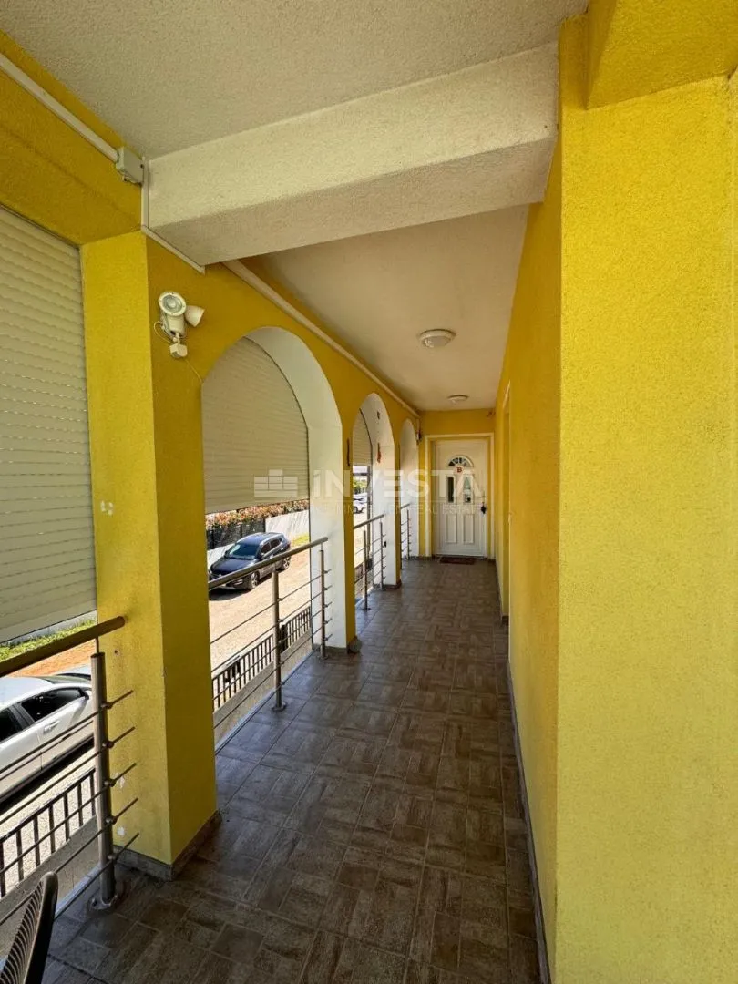 kuća s tri apartmana u fažani – 250 m od mora, idealna za život i najam - slika 7