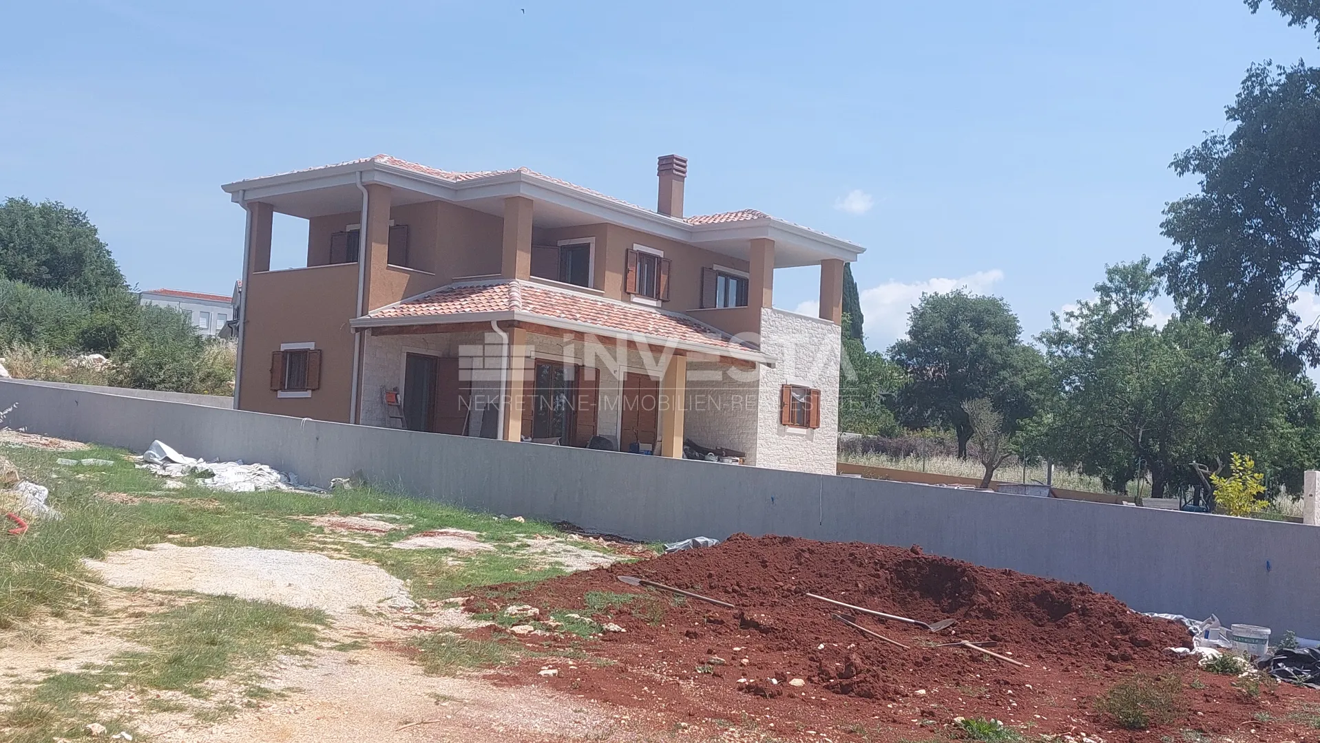 moderna vila sa bazenom i pogledom na more - slika 3