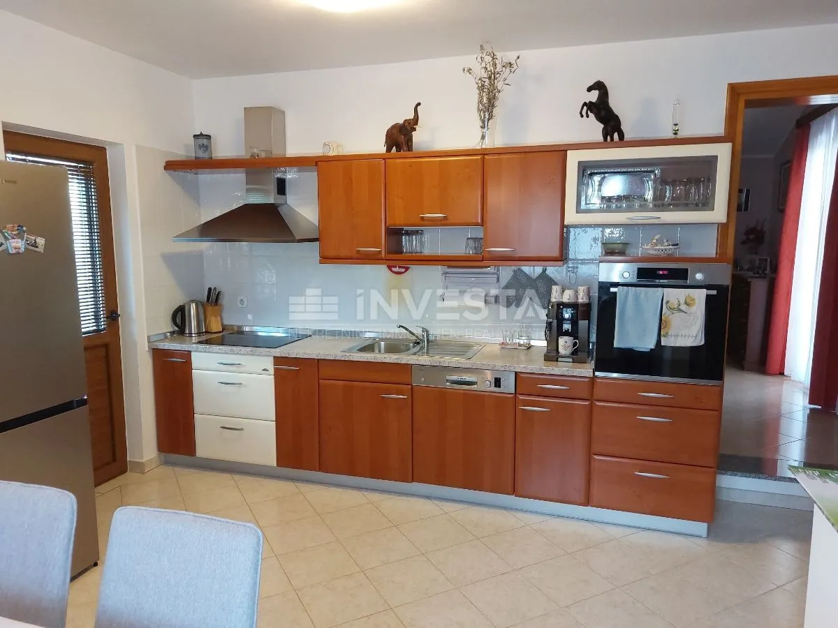 obiteljska kuća blizu tara - slika 12