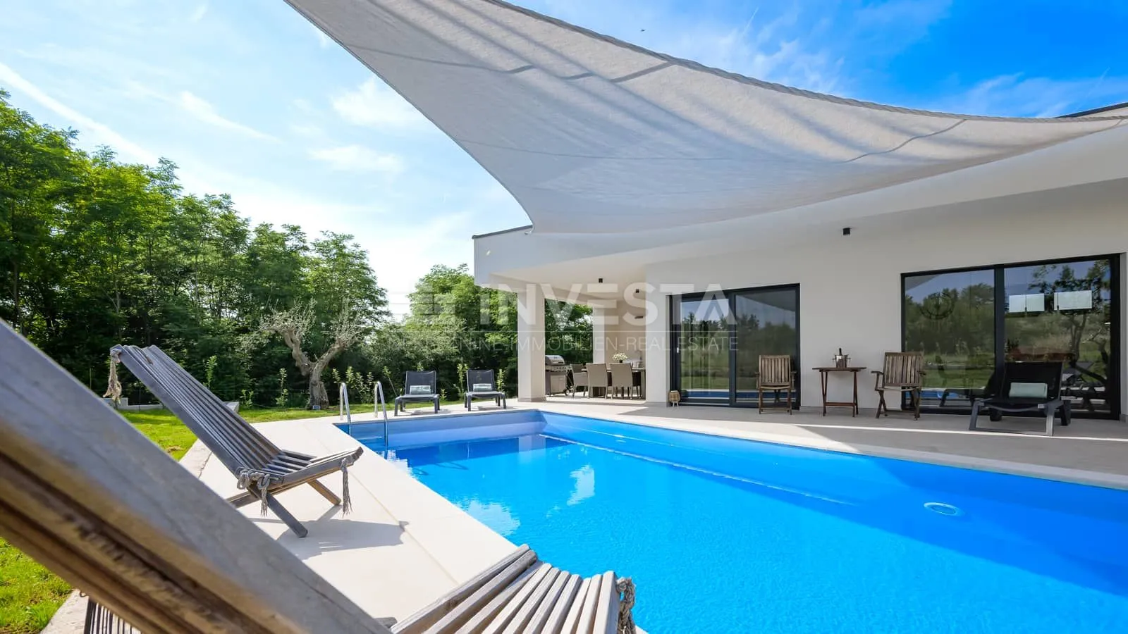 moderna vila s bazenom i privatnošću – blizu rovinja - slika 28