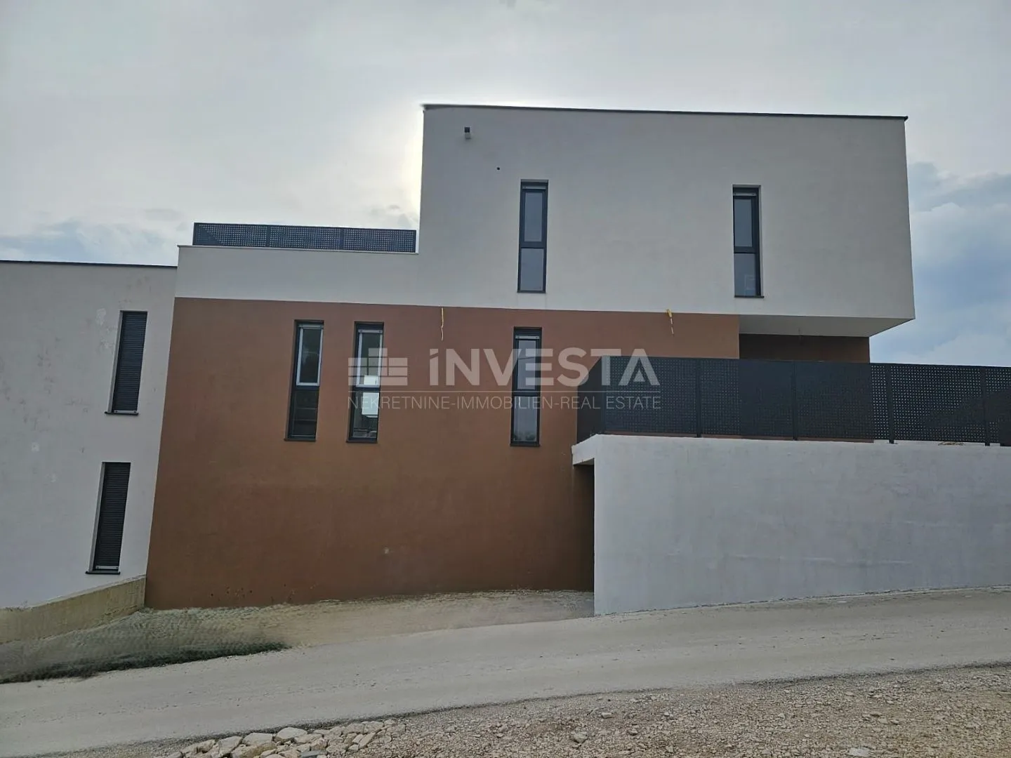 medulin, moderna vila 150 metara od mora - slika 25