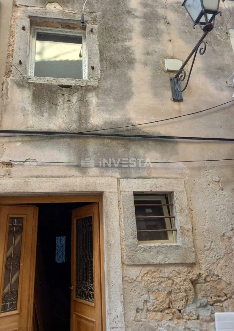 kuća za renovaciju na atraktivnoj lokaciji, u centru vodnjana - slika 2