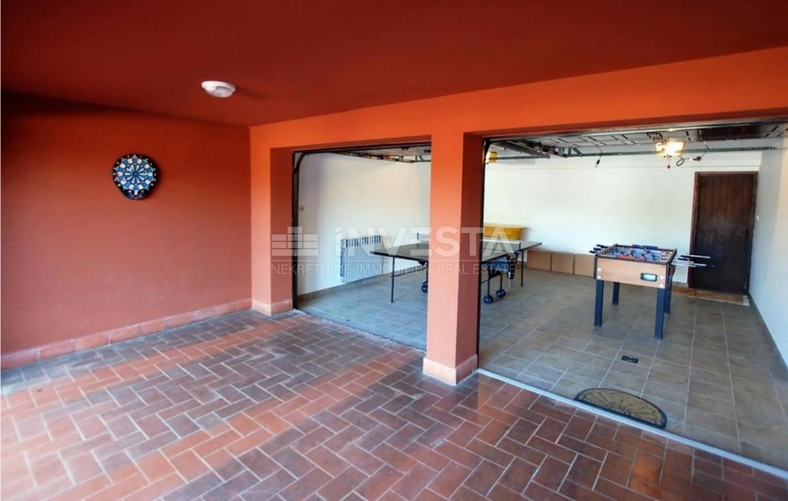 prekrasna prizemna vila sa bazenom - slika 17