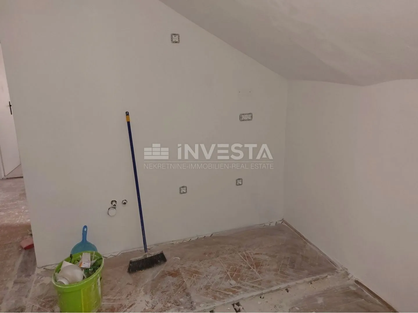 poreč, kuća u starogradskoj jezgri, 80m od mora - slika 10