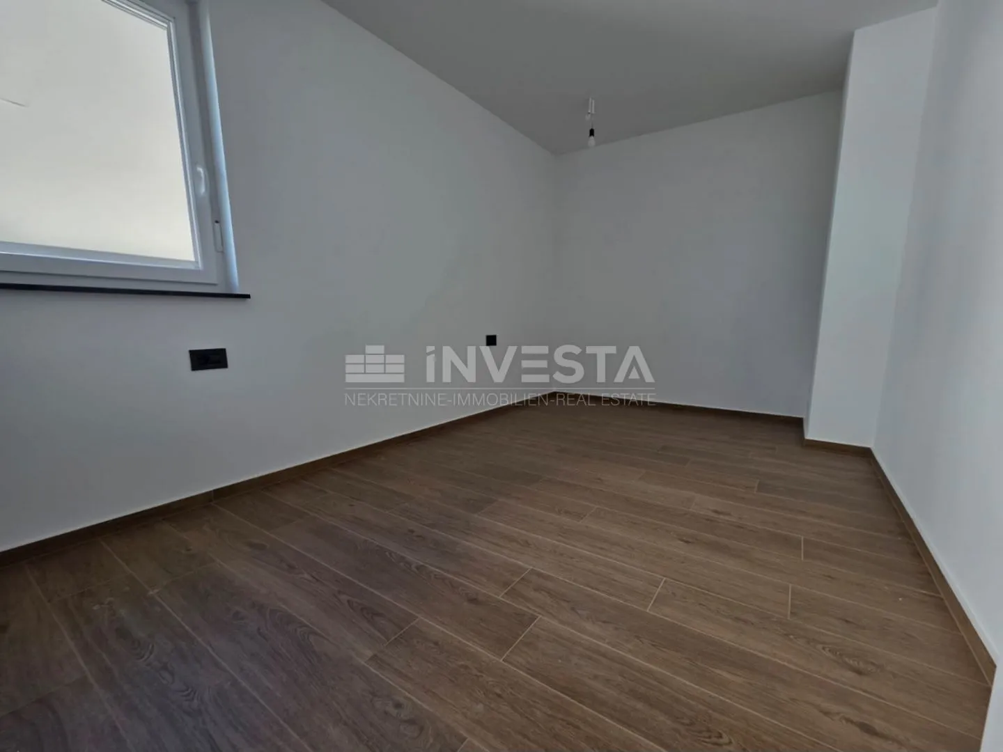 fažana okolica, dvosoban stan u novogradnji s uporabnom - slika 9