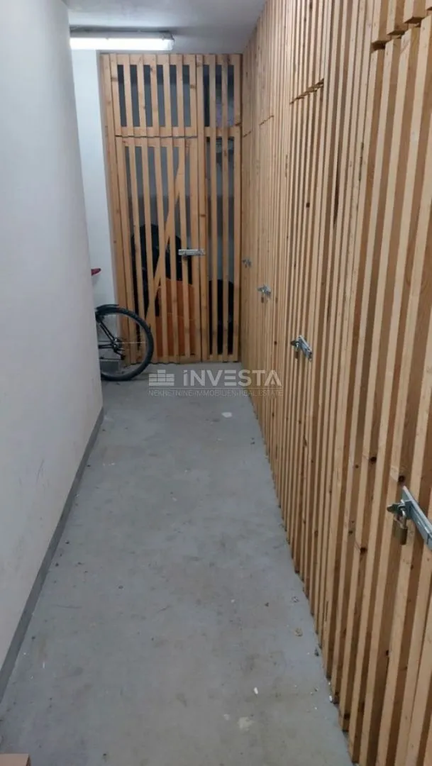 pula, veruda, garsonijera s lođom, blizu plaže - slika 7