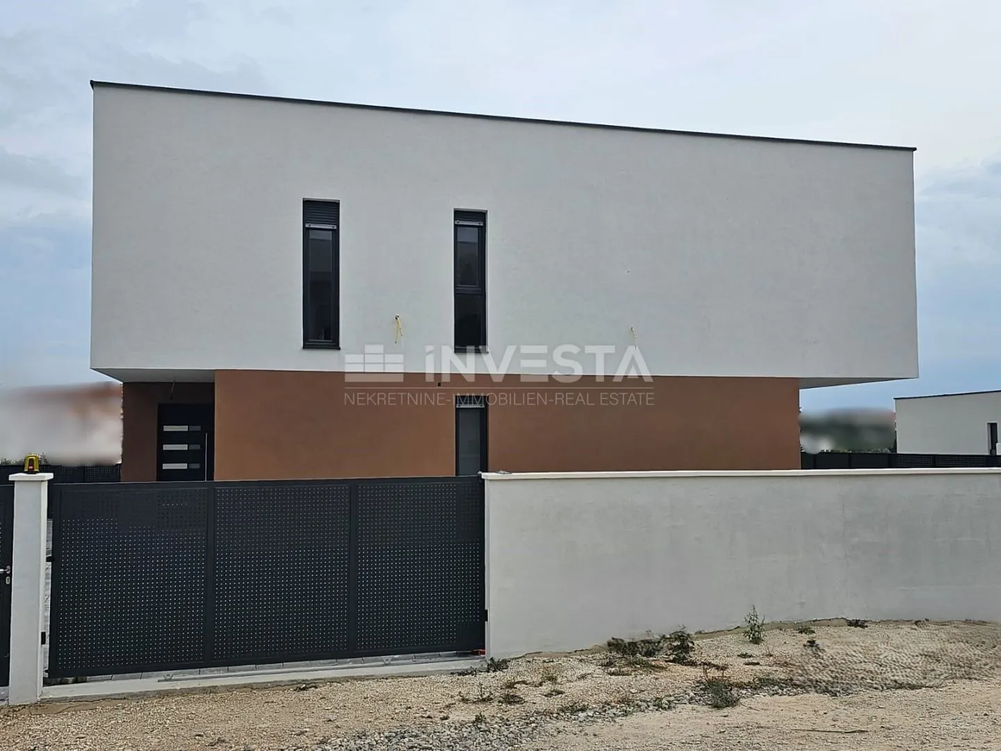 medulin, moderna vila 150 metara od mora - slika 3