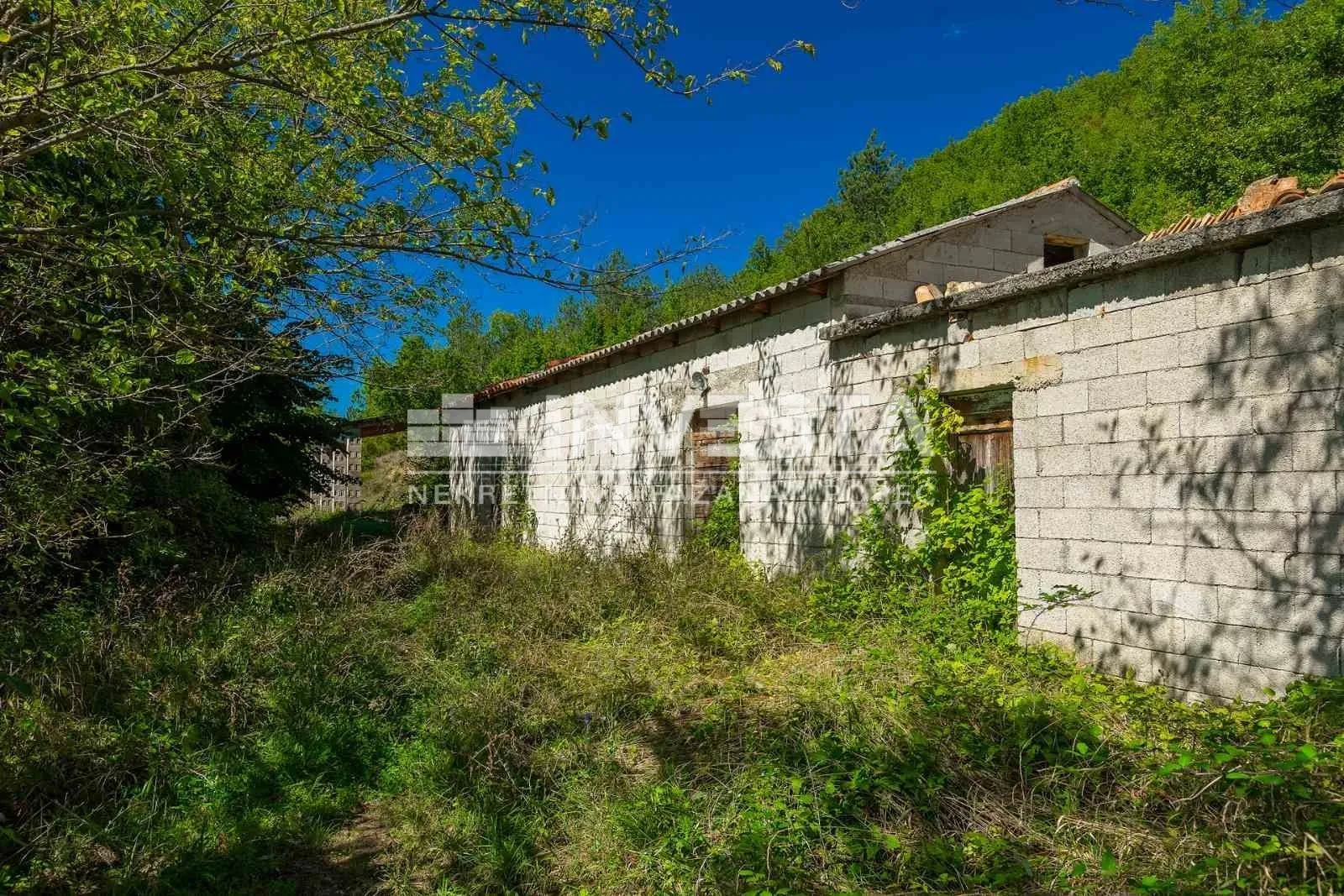 gračišće okolica, samostojeća kuća sa okućnicom i bajkovitim pogledom! - slika 4