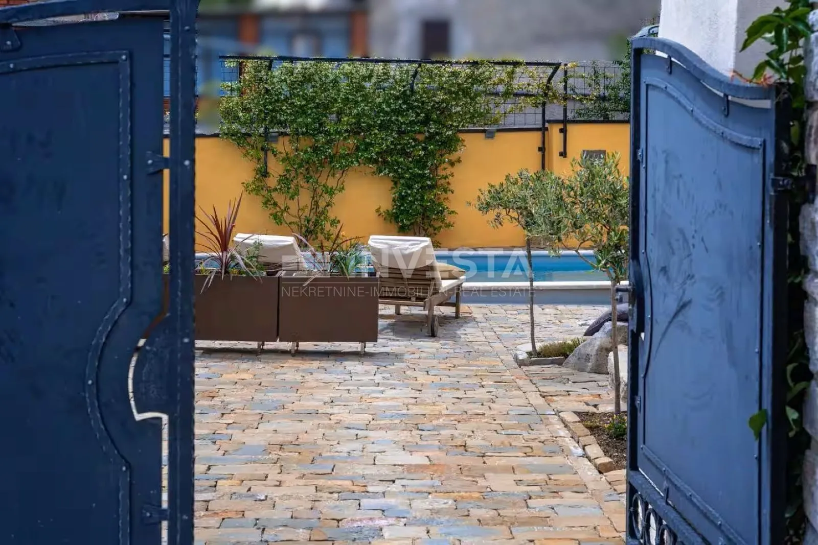 središnja istra, rustikalna kamena vila, spa zona, dva grijana bazena - slika 33