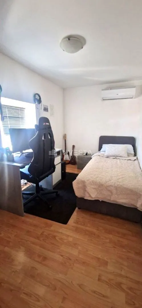 šišan, renovirana kuća na tri etaže - slika 13