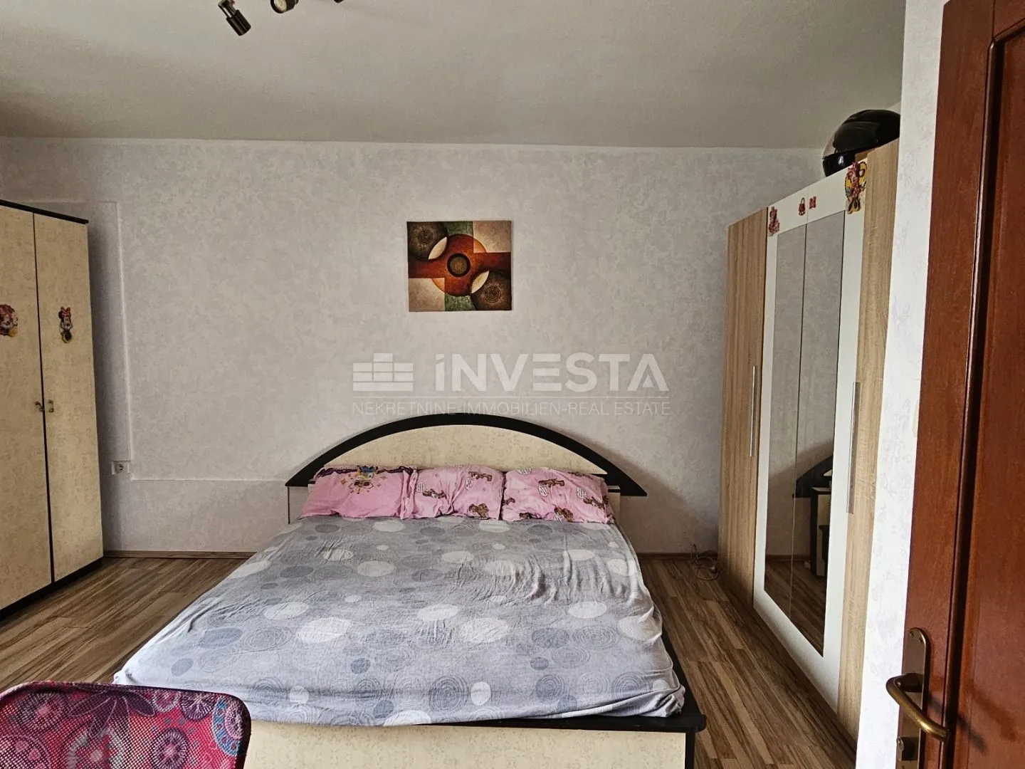 pula, šijana, veliki stan 153m2 na odličnoj lokaciji - slika 14