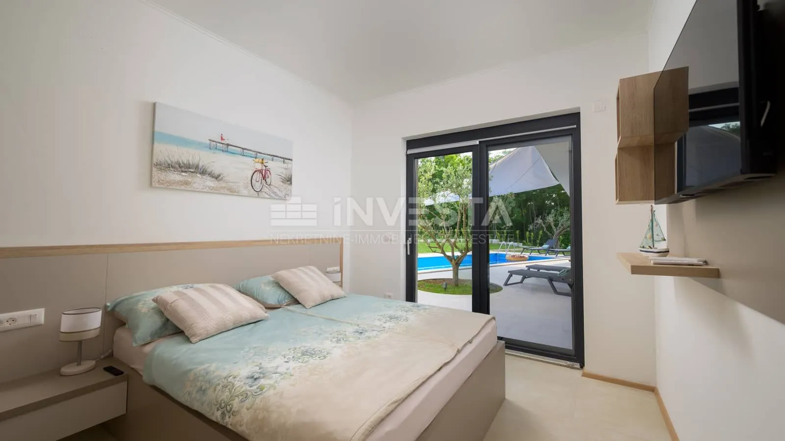 moderna vila s bazenom i privatnošću – blizu rovinja - slika 40