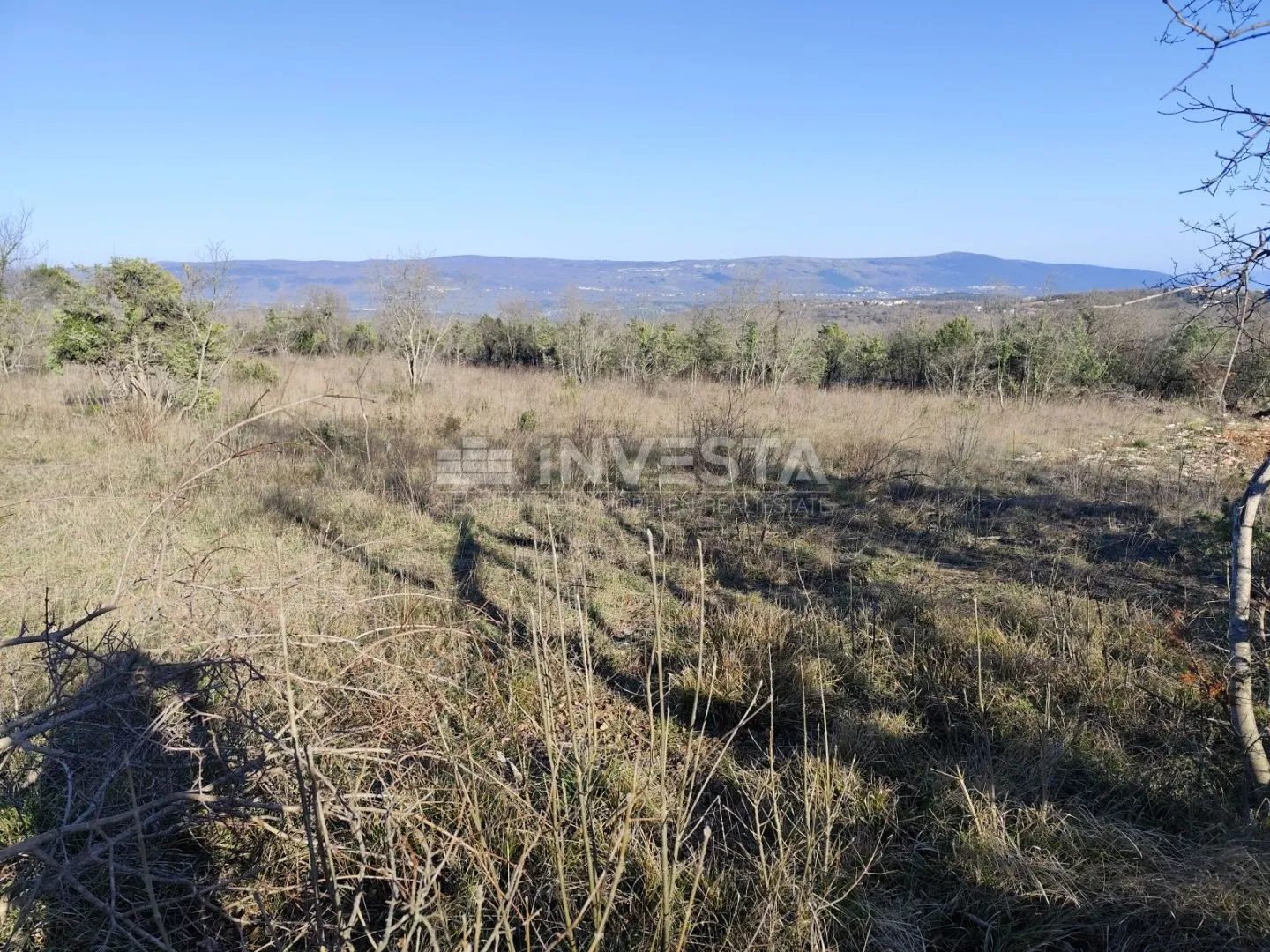dva građevinska zemljišta sa pogledom na more - slika 4