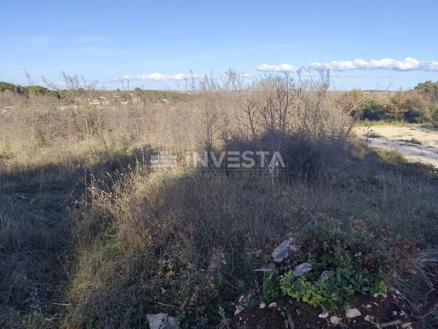 građevinska zemljišta na mirnoj lokaciji sa pogledom na grad - slika 4