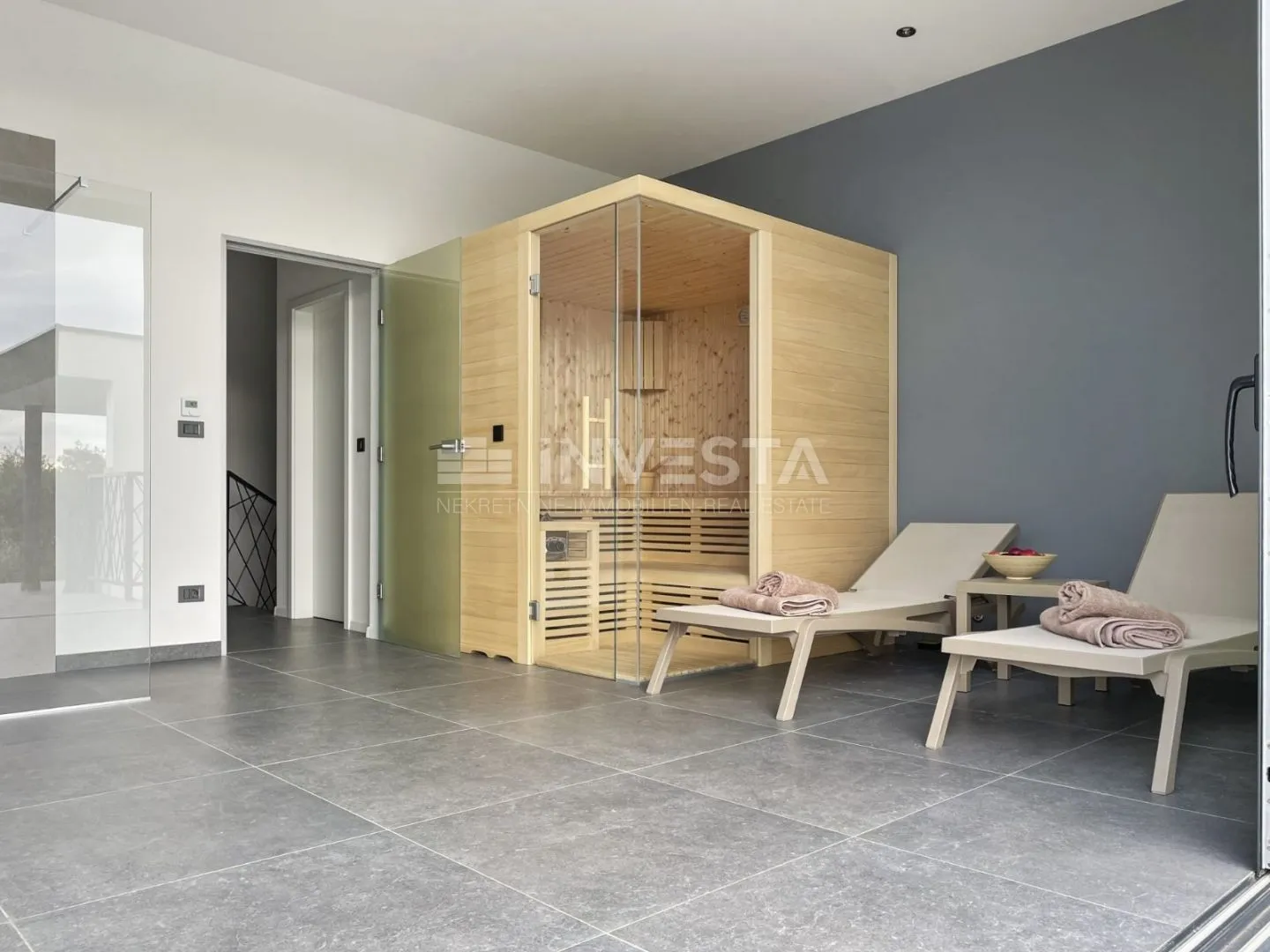 poreč okolica, moderna vila 306m2, pogled more - slika 23