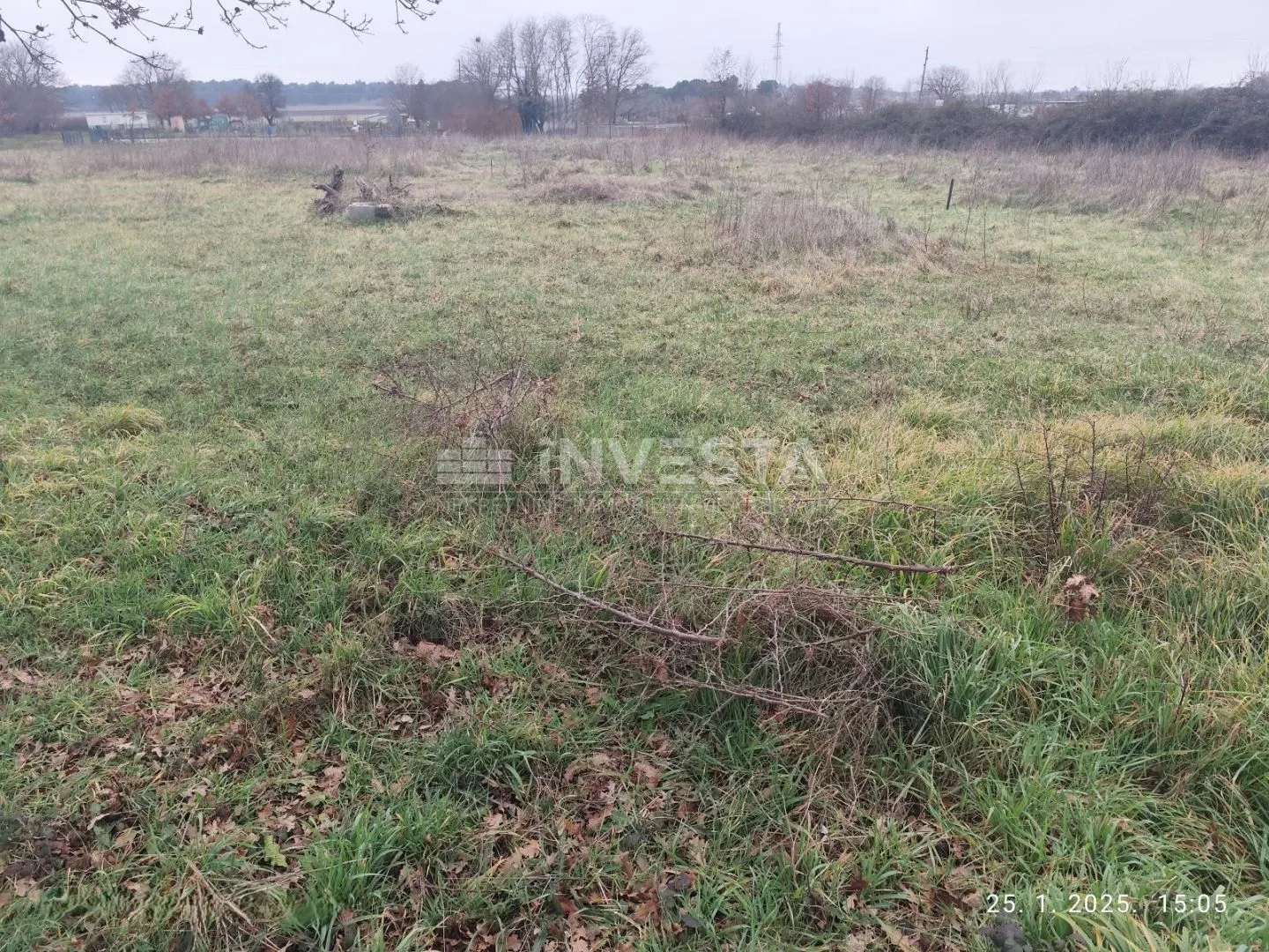 poljoprivredno zemljište uz cestu u okolici pule - slika 2