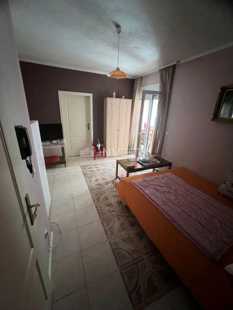 medulin, kuća s 7 apartmana na samo 100 m od mora - slika 17